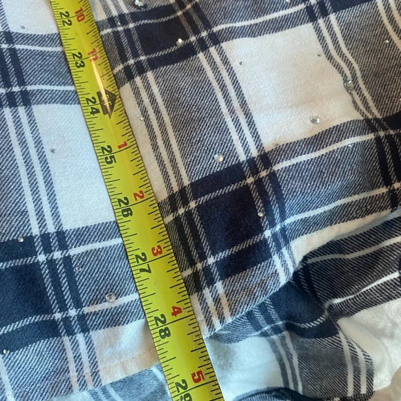 NWT white & black plaid flannel shirt with rhinestone size 1x long sleeve - Picture 8 of 9